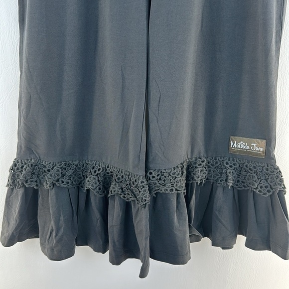 NWT Matilda Jane Ruffled Lace Cropped Pull On Pants - Picture 3 of 10